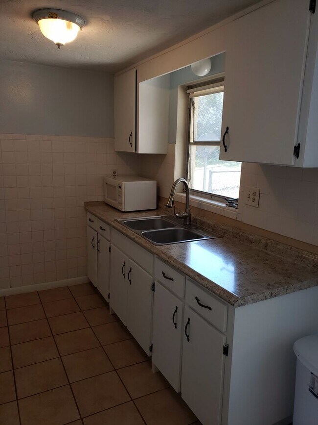 Foto del edificio - 2/1.5 in Beverly Hills!!!