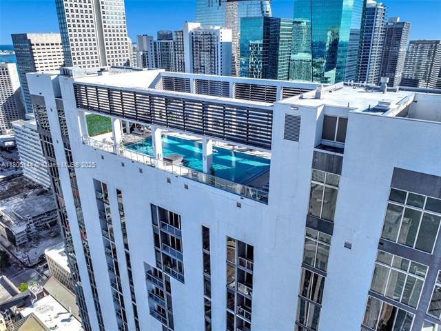 Foto del edificio - 151 SE 1st St