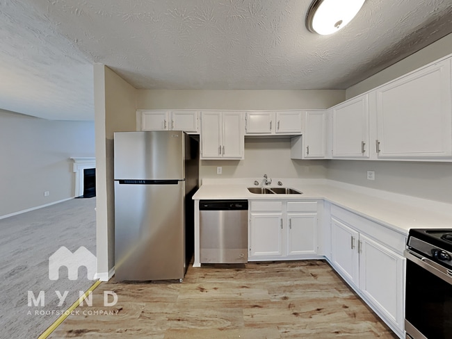 Building Photo - 135 Kimberly Creek Pl