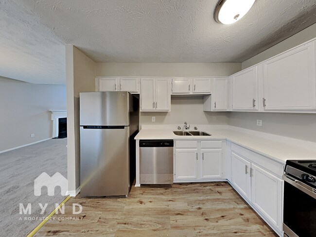 Foto del edificio - 135 Kimberly Creek Pl