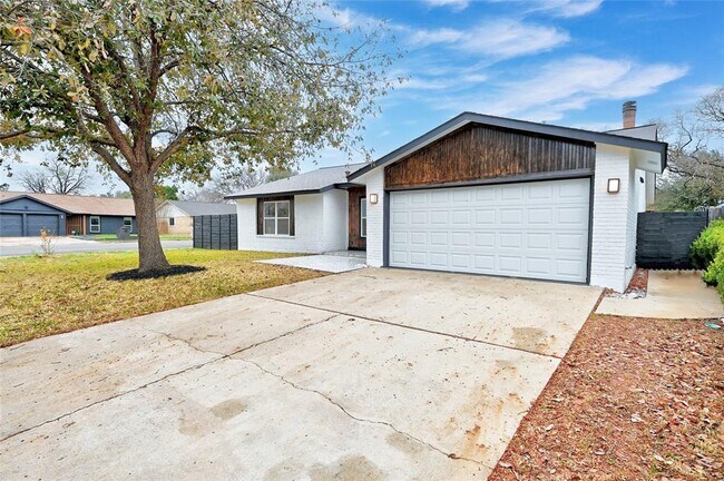 Foto del edificio - 6906 Lunar Dr