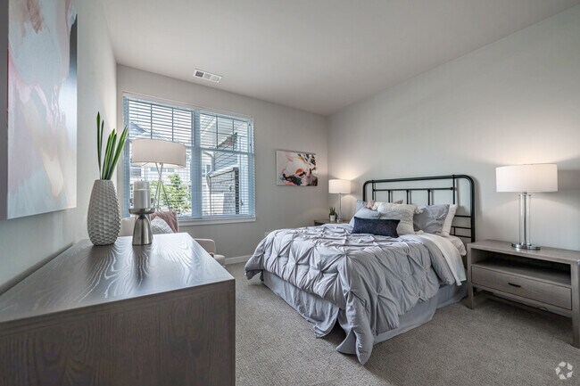 2 habitaciones, 2 baños - 111 m² - Segundo dormitorio - Seasons at Plainfield