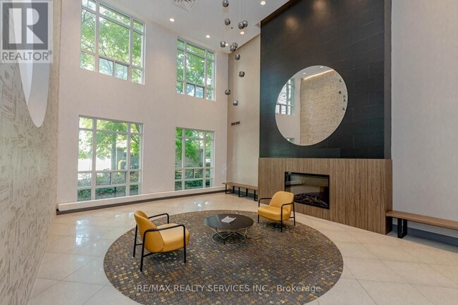 Building Photo - 90 Absolute Ave