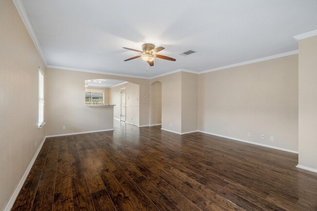Building Photo - 104 Brentwood Dr