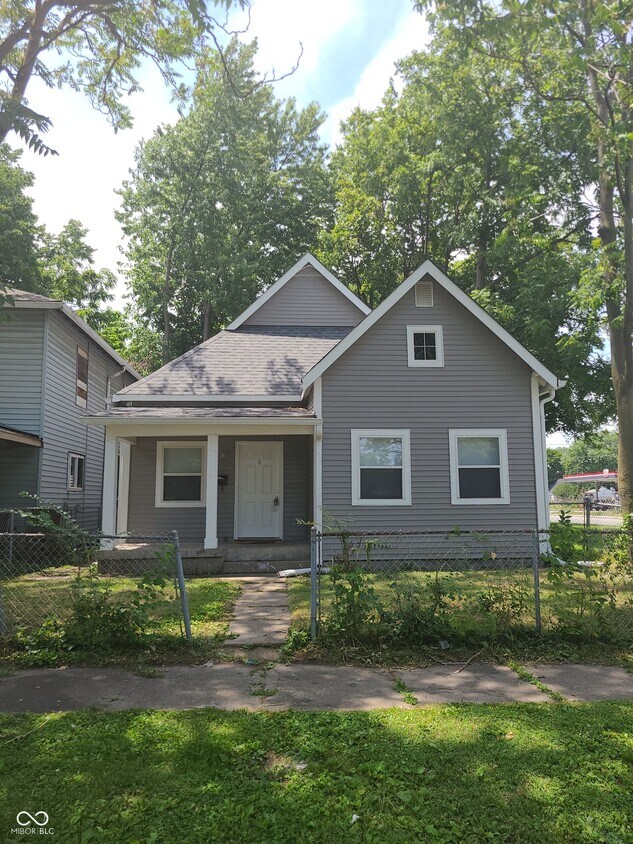 Primary Photo - 972 N Belleview Pl