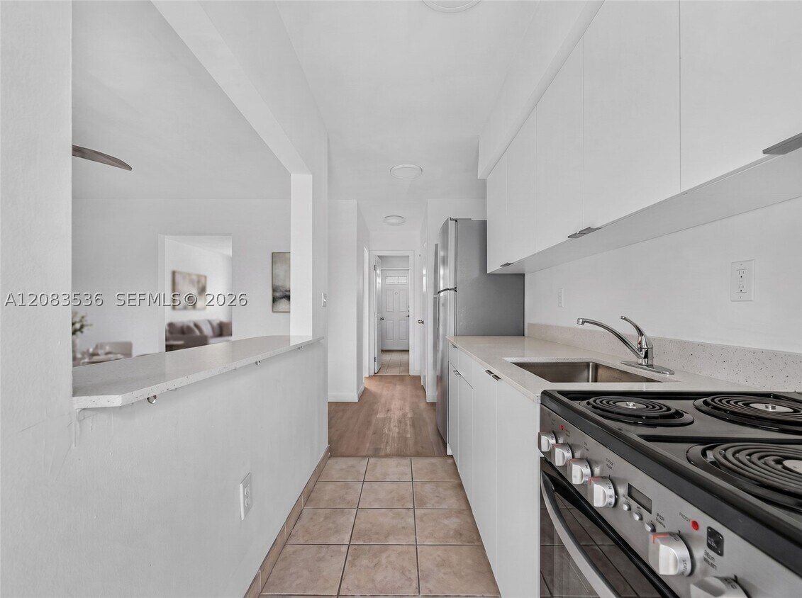 Foto del edificio - 60 NW 79th St