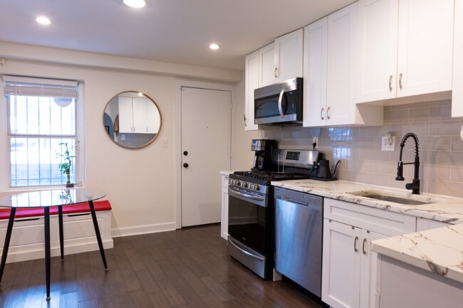 Foto del edificio - 1519 Park Rd NW