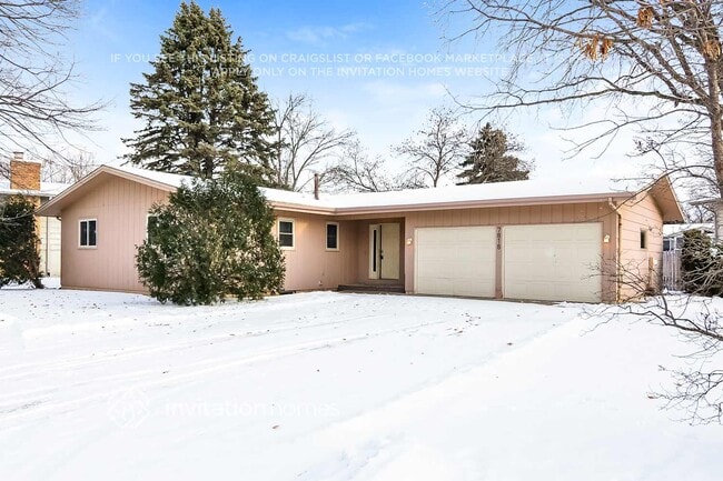 Foto del edificio - 7818 Hampshire Cir N