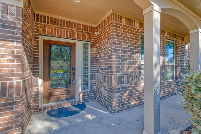 Foto del edificio - 17243 Lowell Lake Ln