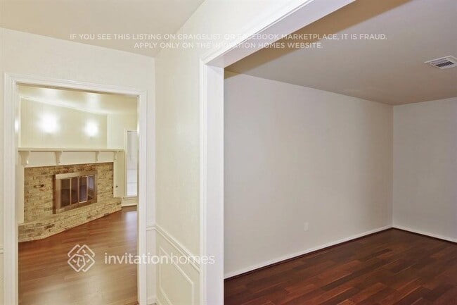 Building Photo - 25502 Hickory Valley Ln