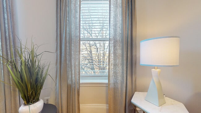 Foto del edificio - 631 Washington St