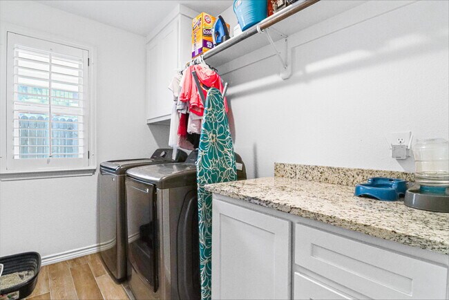 Foto del edificio - 1612 Palo Duro Dr