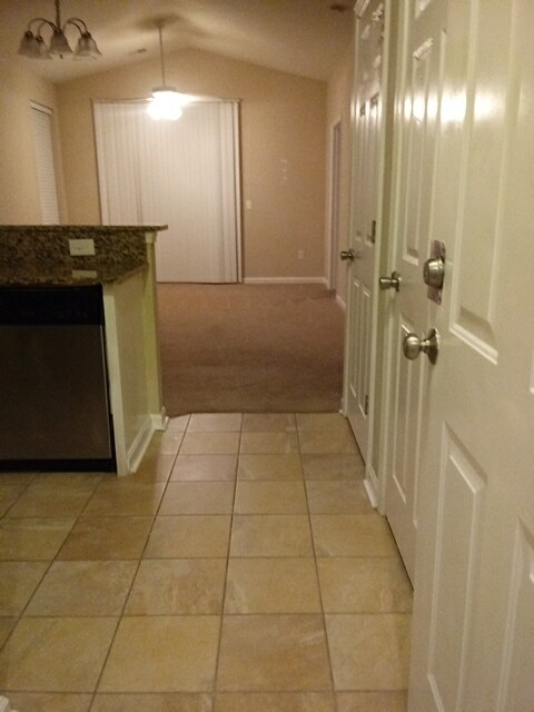 Primary Photo - 1298 River Oaks Dr
