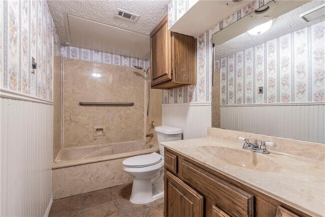 Building Photo - 2720 Copper Creek 1 BR