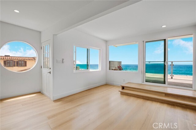 Foto del edificio - 3600 The Strand