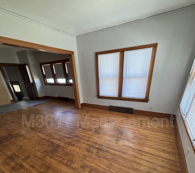 Foto del edificio - 1321 S 6th St