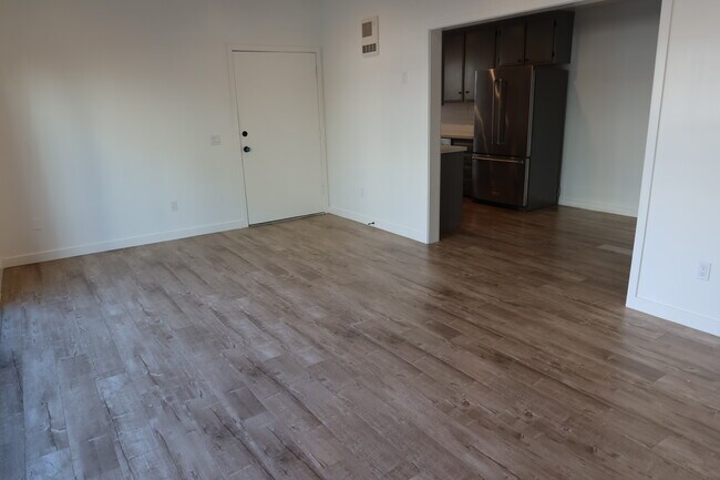 Foto del edificio - 18 24th Ave
