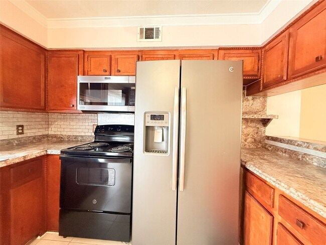 Foto del edificio - 208 Laurie Ln