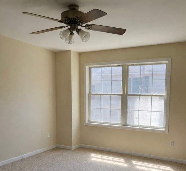 Foto del edificio - 1536 Highland Ave