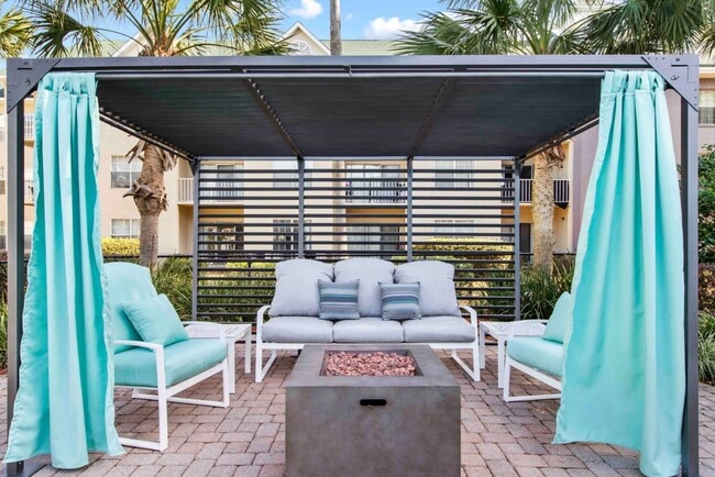 Building Photo - Coastline Apartments