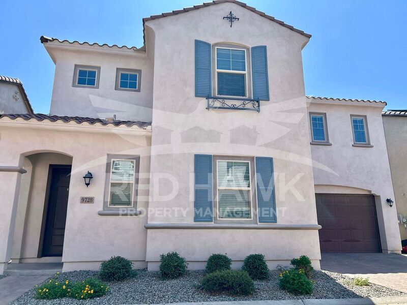 Foto principal - 9728 E Axle Ave