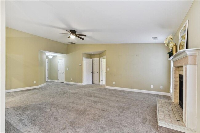 Building Photo - Charming 3BR House in Alpharetta