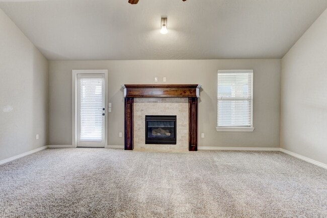 Building Photo - 308 Stoneridge Dr