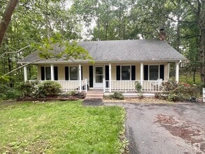 Building Photo - 678 Jefferson Dr