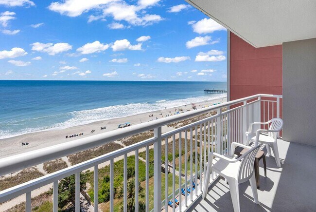Foto del edificio - 1700 N Ocean Blvd