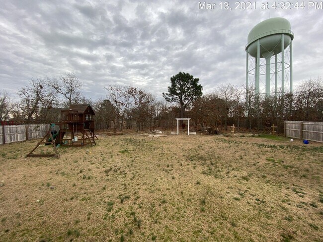Building Photo - 118 Bolder Drive