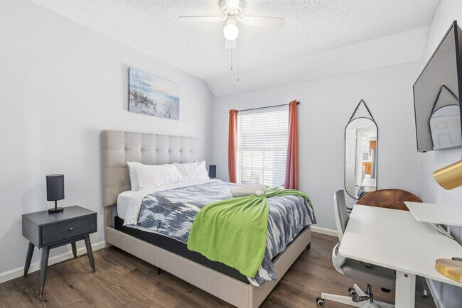 Foto del edificio - 10217 Napa Valley Dr