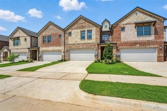 Building Photo - 124 Pinkie Holmes Dr