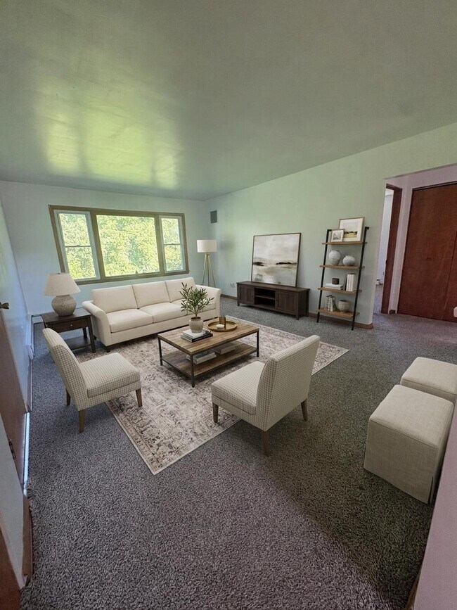 Building Photo - 108 N Brewer Dr