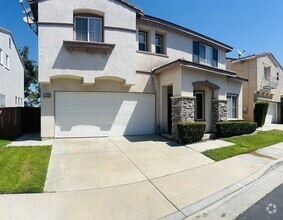 Building Photo - 32382 Gardenvail Dr
