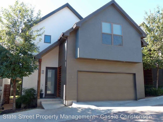 Building Photo - 3 br, 2.5 bath House - 1513 Forest Trail  #9