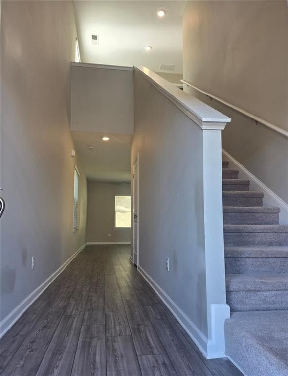 Building Photo - 2088 Nuthatch Dr