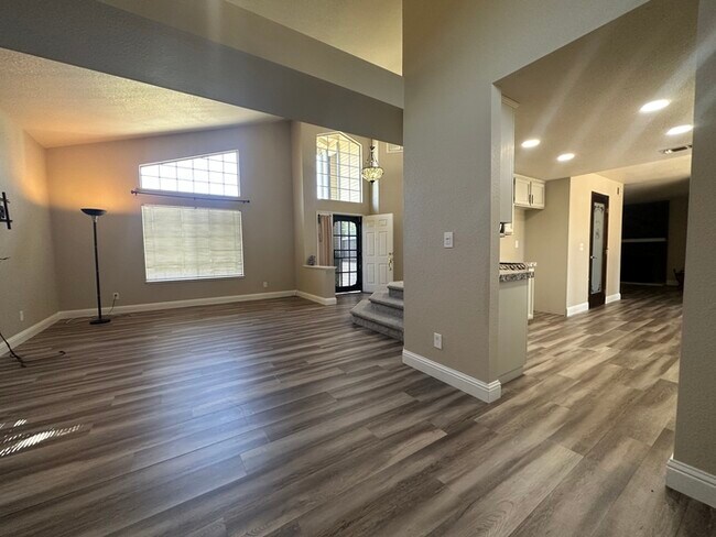 Foto del edificio - 1318 Foxhollow Way