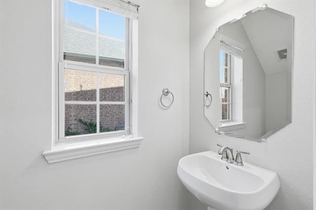 Building Photo - 304 Sir Brine Dr