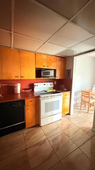 Photo - 9360 SW 87th Avenue Unit N5 Apartment