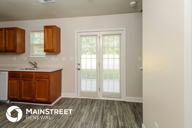 Building Photo - 2331 Reid Oaks Dr