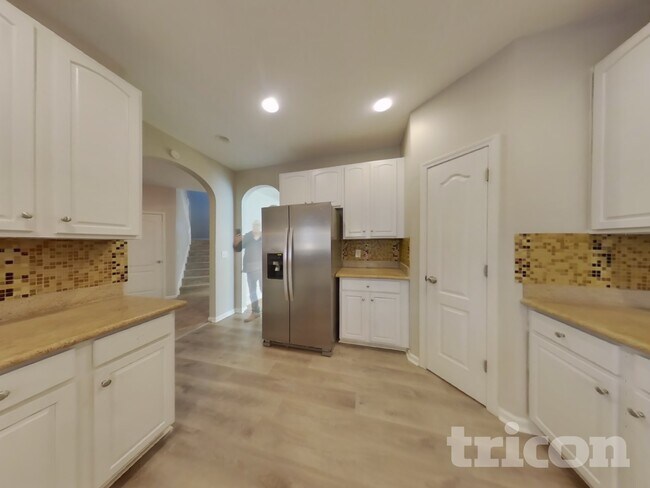 Foto del edificio - 99 Stonebridge Crossing