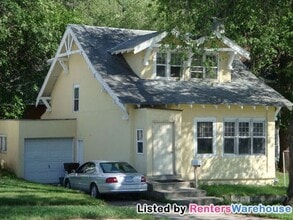 Building Photo - 525 S 5th St