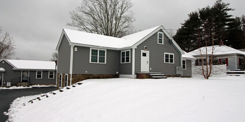 Foto principal - 73 Main St, Sturbridge