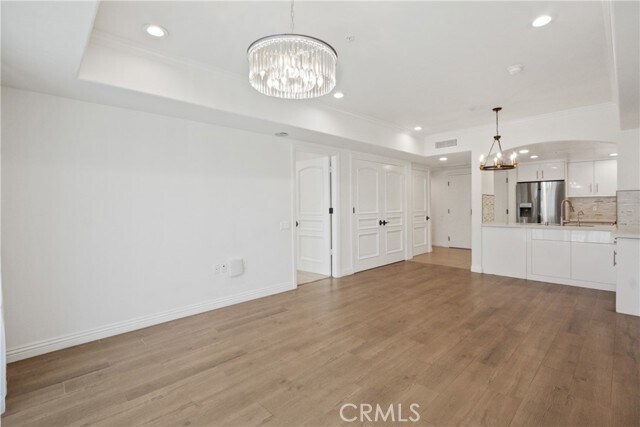 Foto del edificio - 1598 Long Beach Blvd