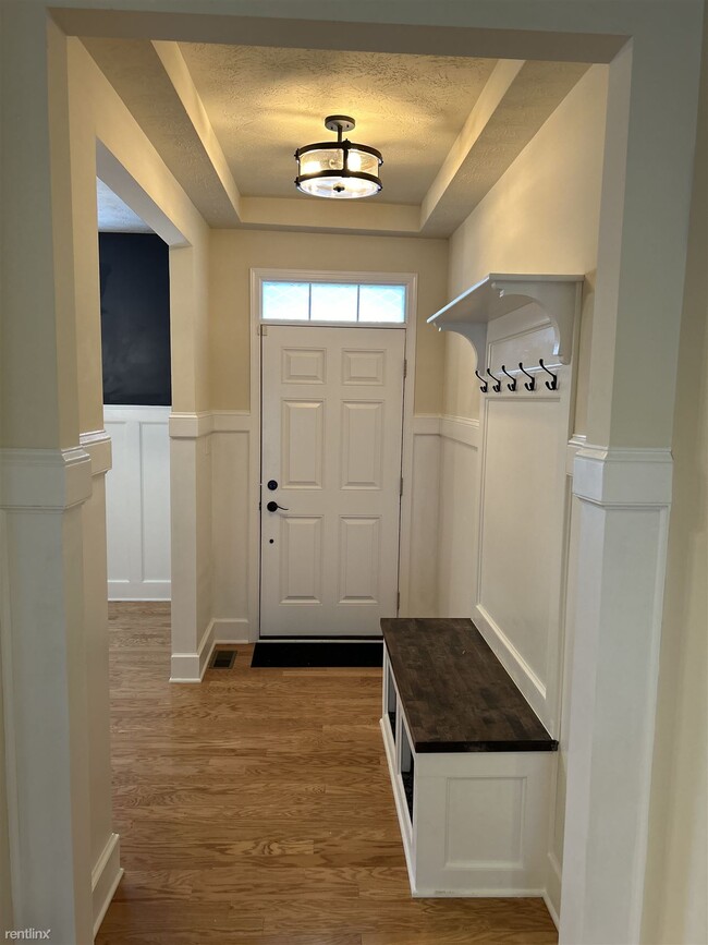 Foto del edificio - 4 br, 3.5 bath Townhome - 120 Robert Street