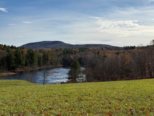 Foto del edificio - 94 W Princeton Rd