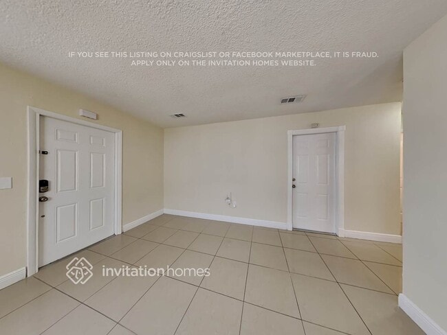 Building Photo - 16099 SW 138th Pl