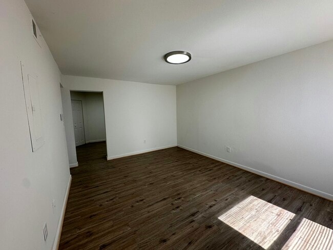 Building Photo - 3517 Briel St