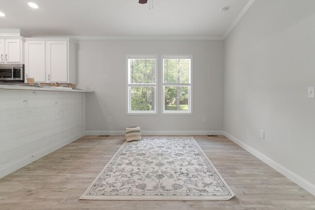 Foto del edificio - 2 Bedroom/ 2 Bath Mobile Home $1950/ Month - Santa Rosa Beach , Florida 32439