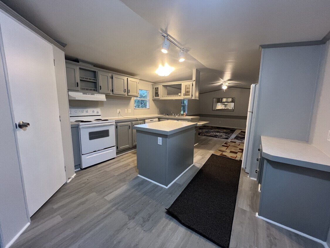Foto principal - 125 Olde Jordan St